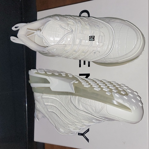 Authentic givenchy giv 1 sneakers - Picture 13 of 15